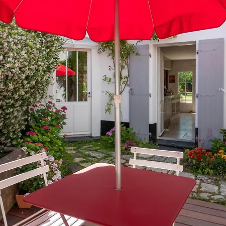 招待所 La Martinoise Garden 3*