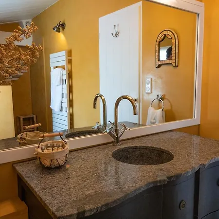 La Martinoise Garden Maison d'hôtes 3*