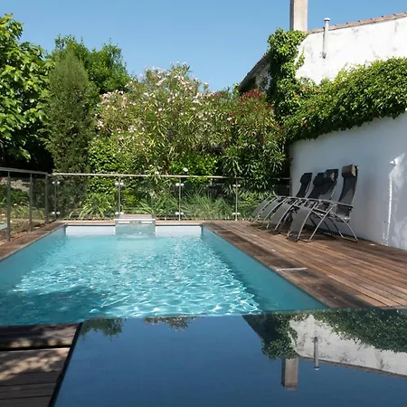 La Martinoise Garden Guest house 4*